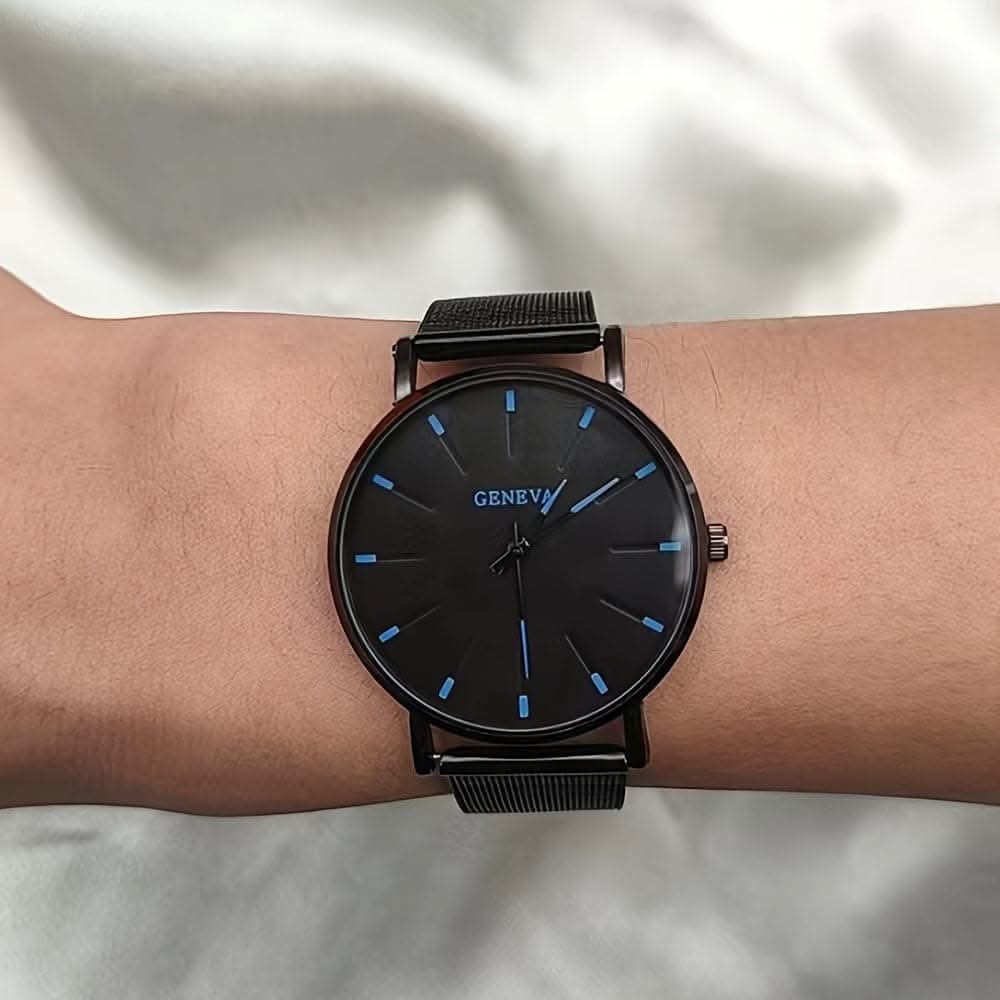 Minimalist Men's Fashion Ultra Thin Watch with Stainless Steel Mesh Belt