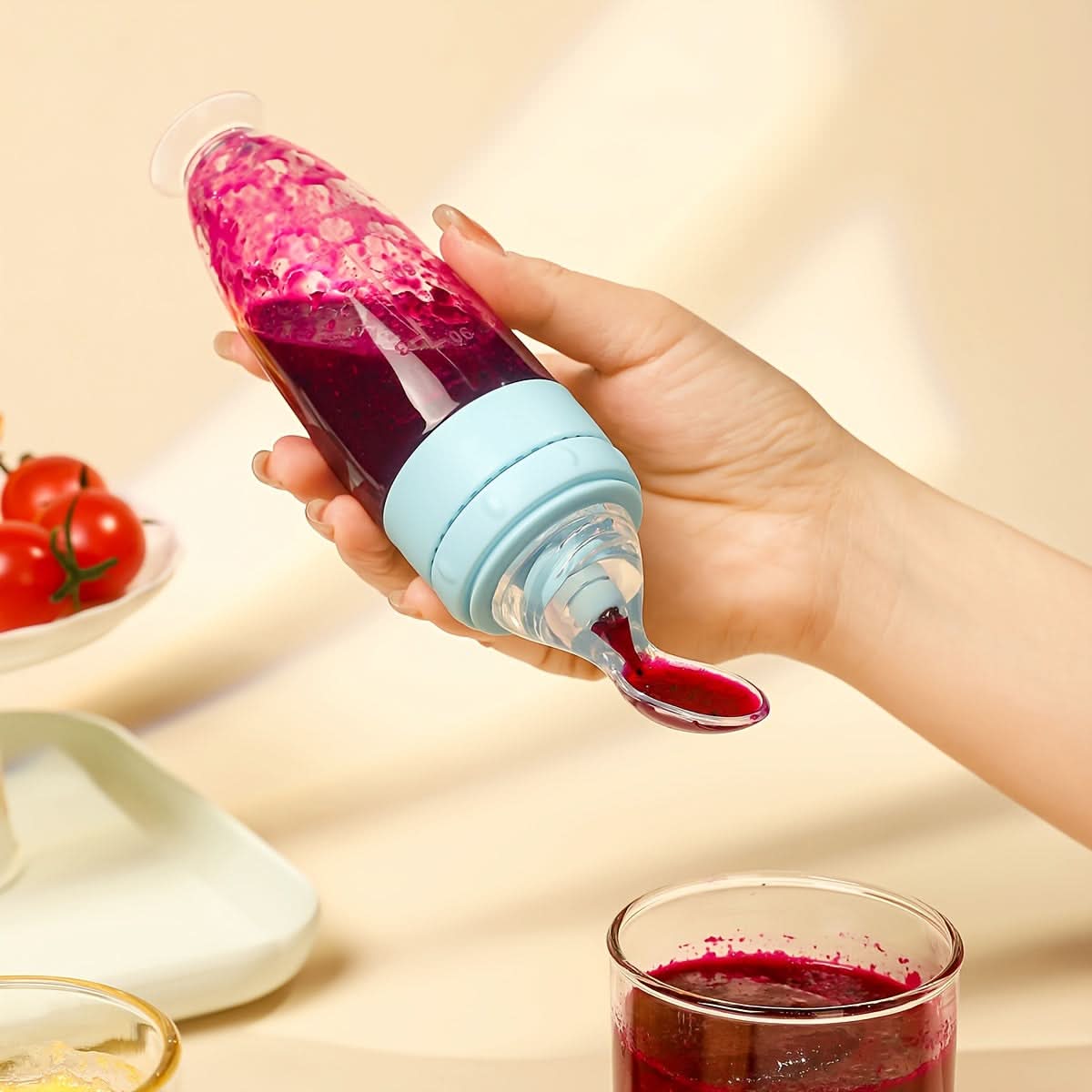 90ml Silicone Self-Controlled Baby Feeding Bottle with Soft Spoon Head