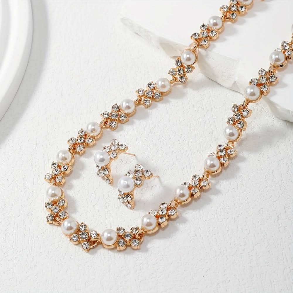 Boho Chic Jewelry Set – Flower-Shaped Earrings & Necklace Combo