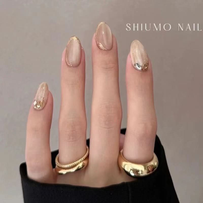 10 Pcs Almond-Shaped Press-On Nails – Golden & Silver Handmade Reusable Nails