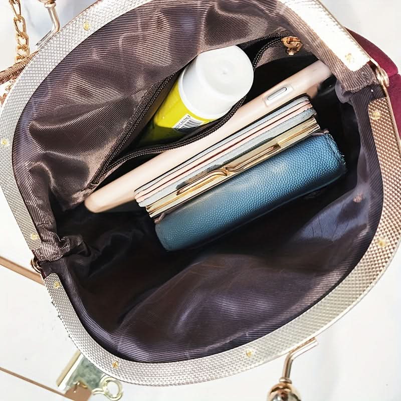 Elegant Velvet Buckle Clutch – Removable Strap