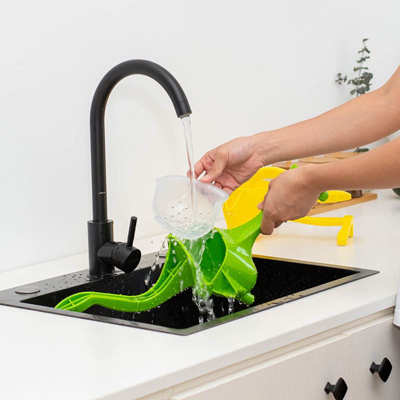 Portable Manual Fruit Juicer – Handheld Citrus & Lemon Squeezer