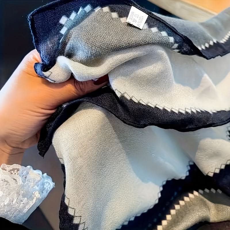Women's Cozy Windproof Plaid Shawl – Soft Woven Polyester