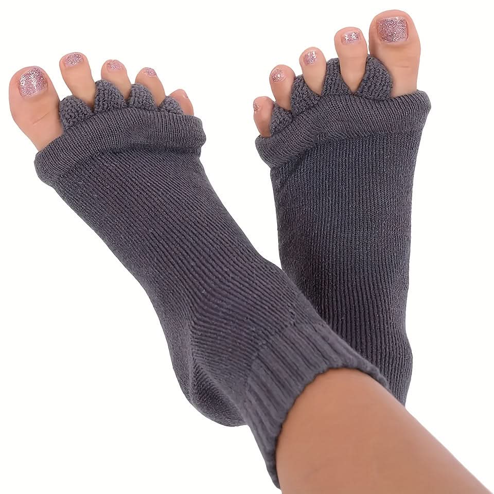 Comfy Toeless Yoga Socks - Non-Slip Five-Toe Split Socks for Perfect Foot Alignment