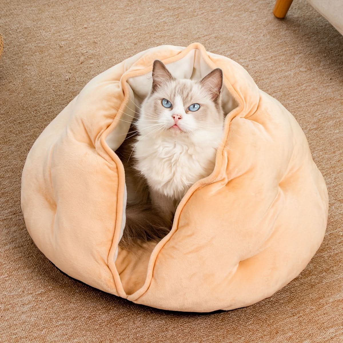 Velvet Cat Nest – Warm & Cozy Bed