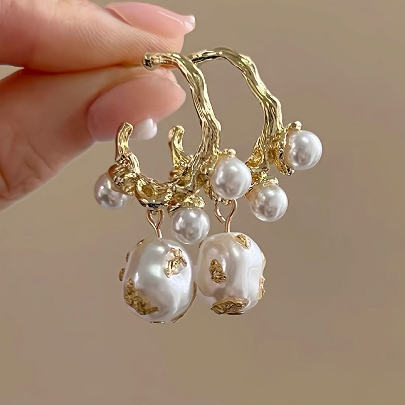 Vintage Gold Pearl Hoop Earrings – Elegant Style
