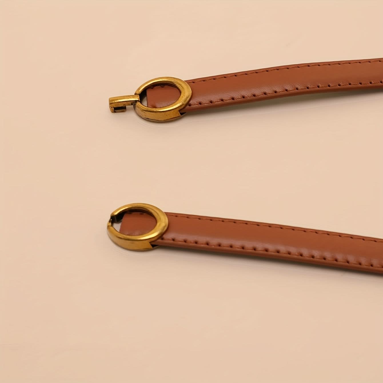 Classic PU Leather Waist Belt for Women – Oval Buckle, Casual Style