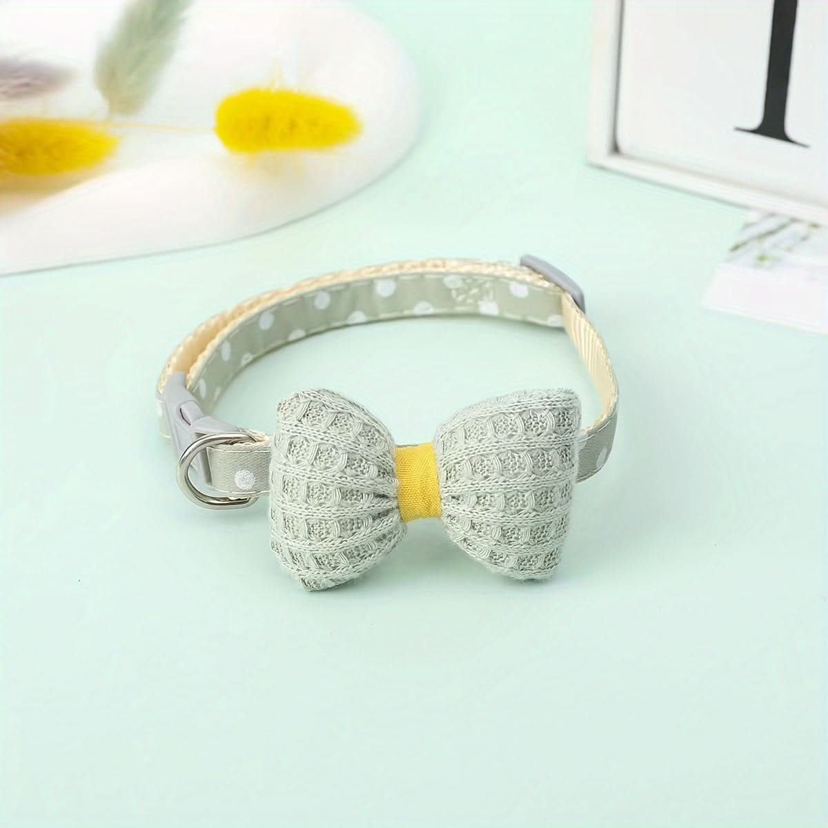 Adjustable Plaid Cat Collar with Bow Tie