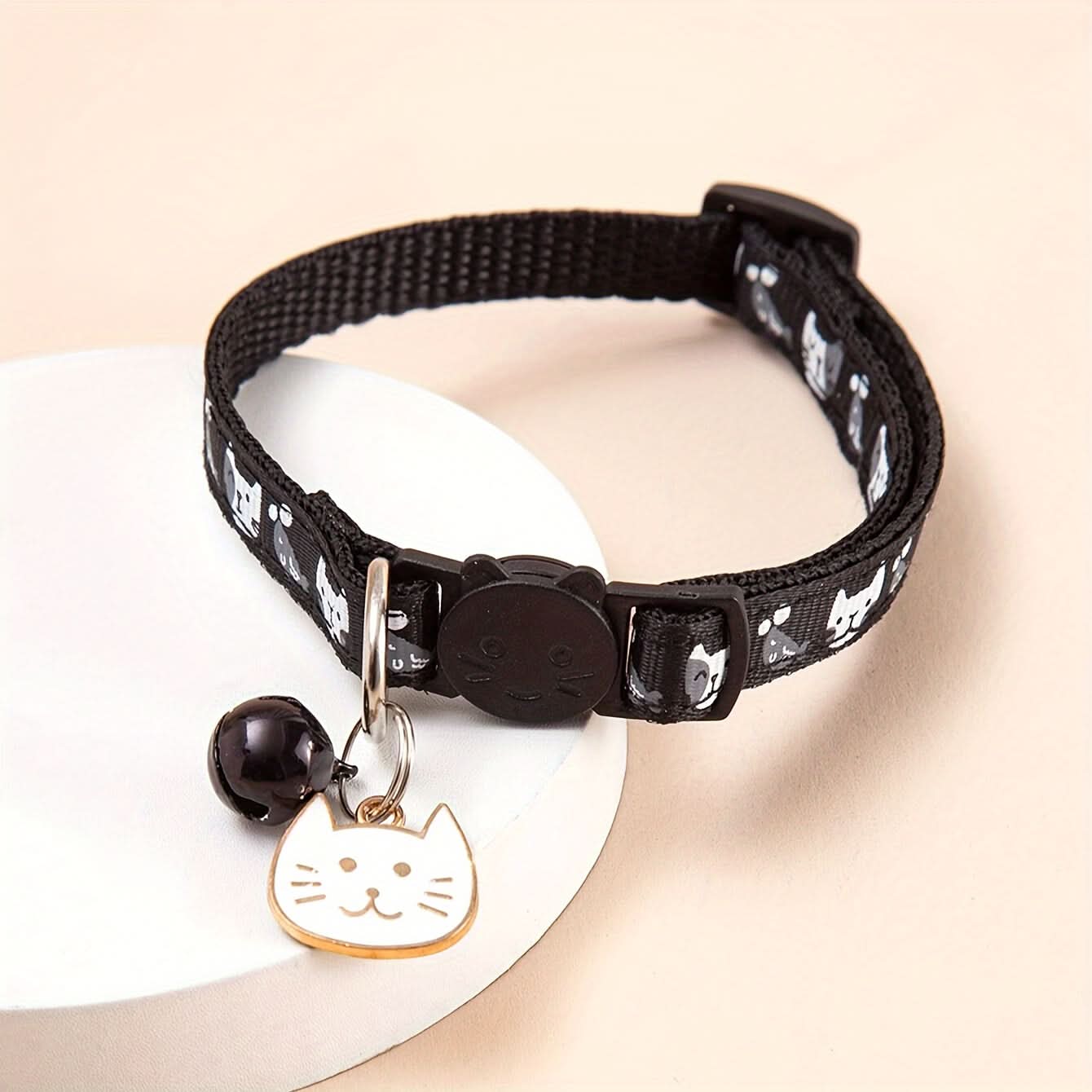 Adjustable Cartoon Pattern Cat Collar with Bell