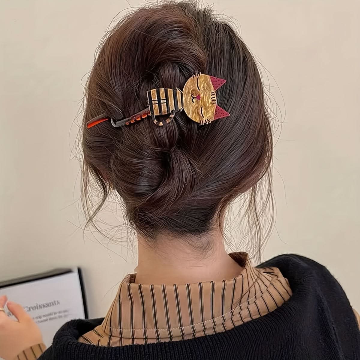 4pcs Cute Cartoon Cat Acrylic Hair Clips for Women & Girls