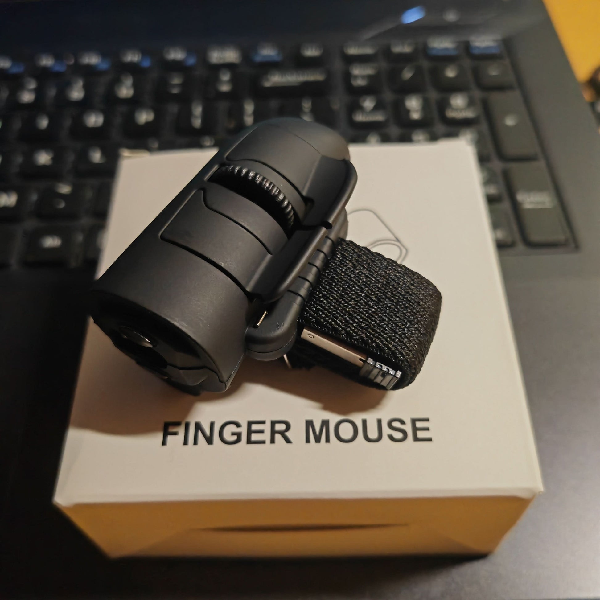 2.4G Wireless Finger Mouse - Right-Handed