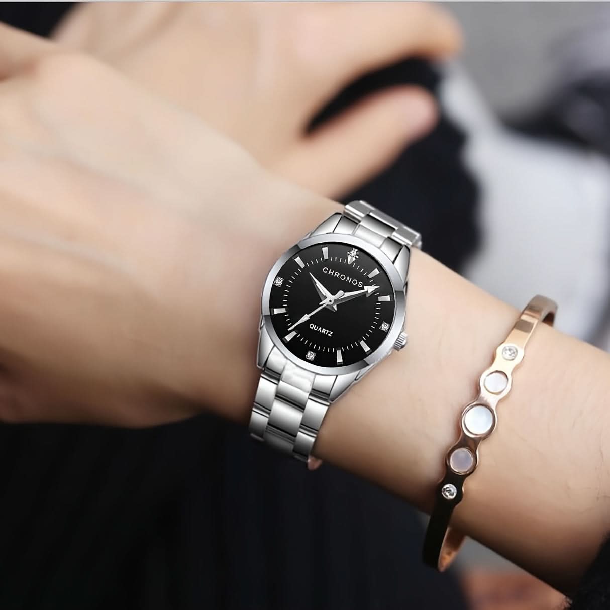 Elegant Crystal Round Quartz Watch