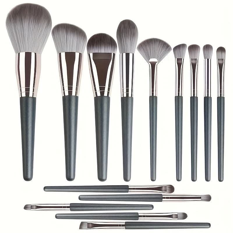 Luxurious 14pc Makeup Brush Set