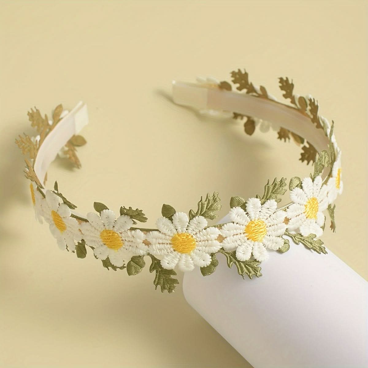 Exquisite Daisy Flower Wide Brim Hair Hoop
