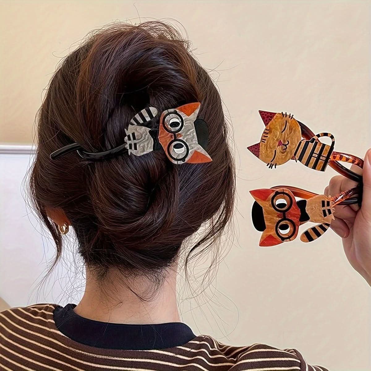 4pcs Cute Cartoon Cat Acrylic Hair Clips for Women & Girls