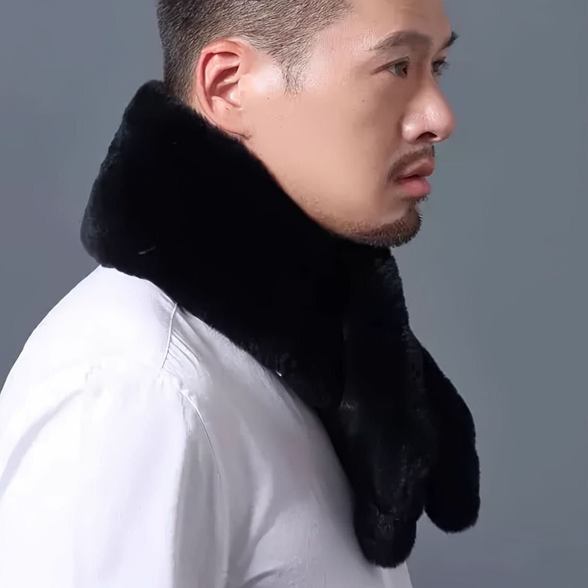 Men's Plush Faux Fur Scarf - Warm & Soft