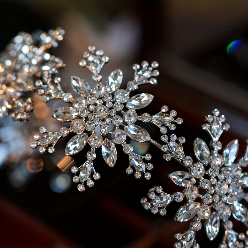 Elegant Snowflake Rhinestone Wedding Tiara Crown