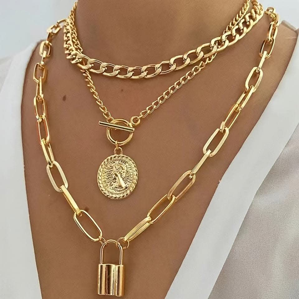3-Piece Layered Necklace Set – Vintage & Elegant Gold-Plated