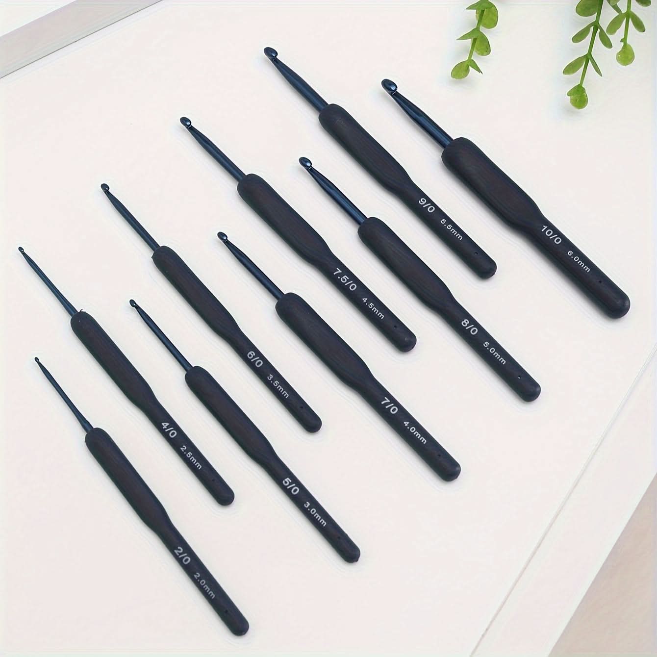9-Piece Ergonomic Crochet Hook Set with Soft Grip – Beginner-Friendly Crochet Needles