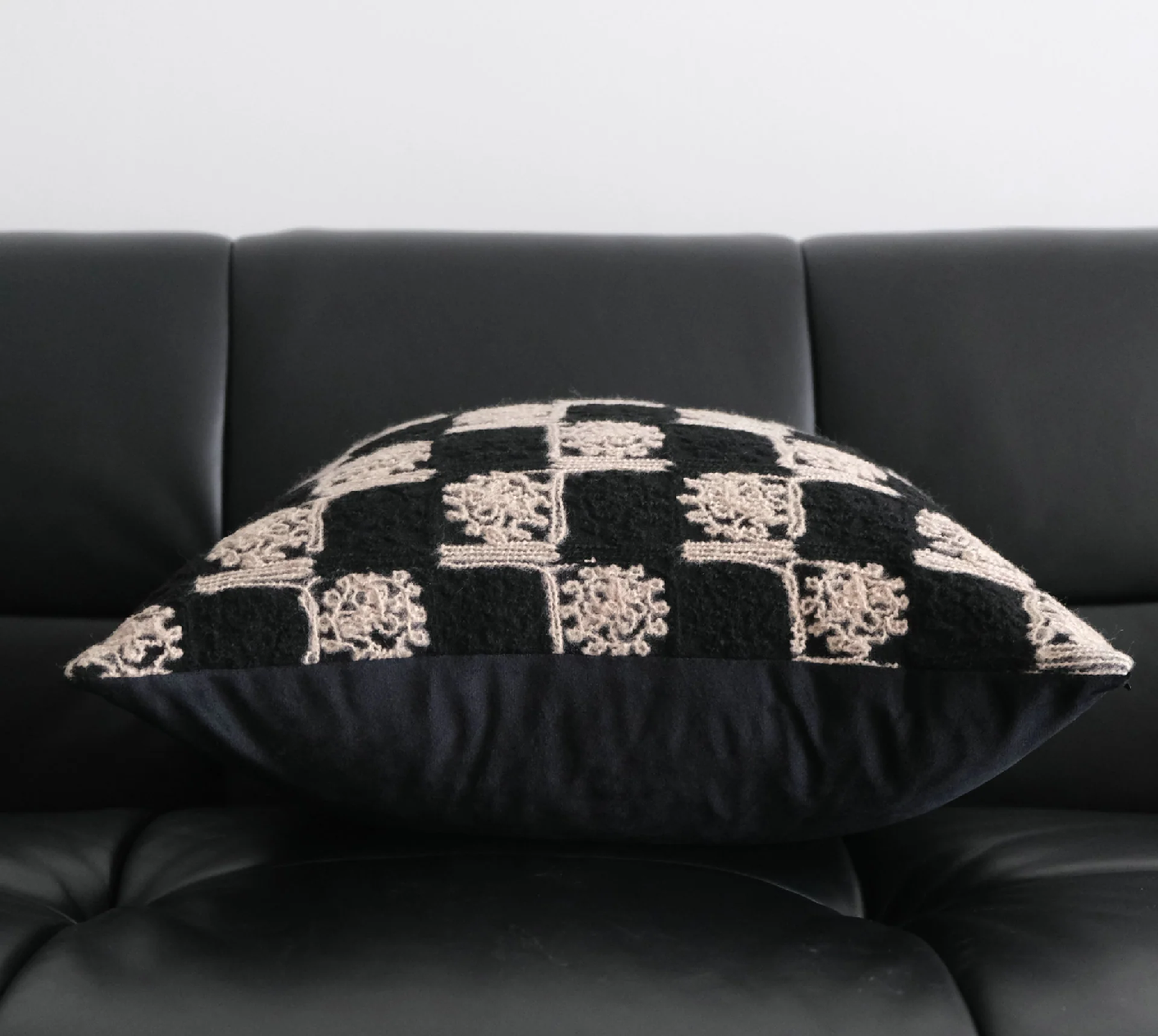 Light Luxury Embroidered Pillowcase - Decorative Living Room & Sofa