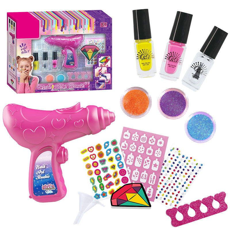 Nail Art Salon With Non Toxic Nail Polish