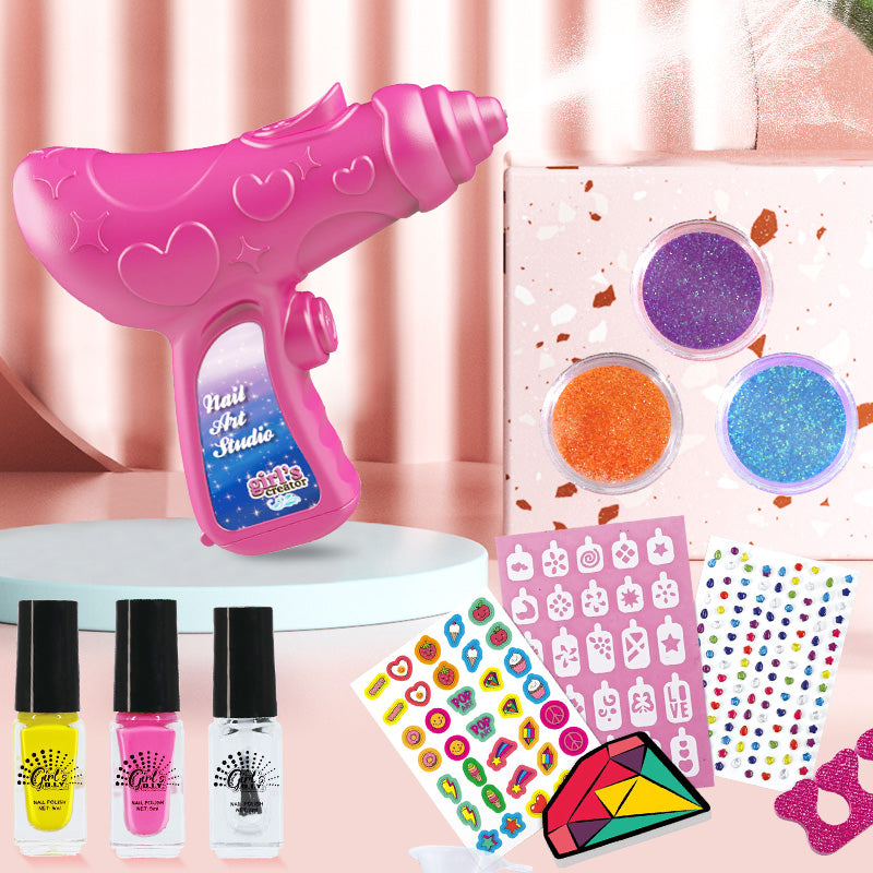 Nail Art Salon With Non Toxic Nail Polish