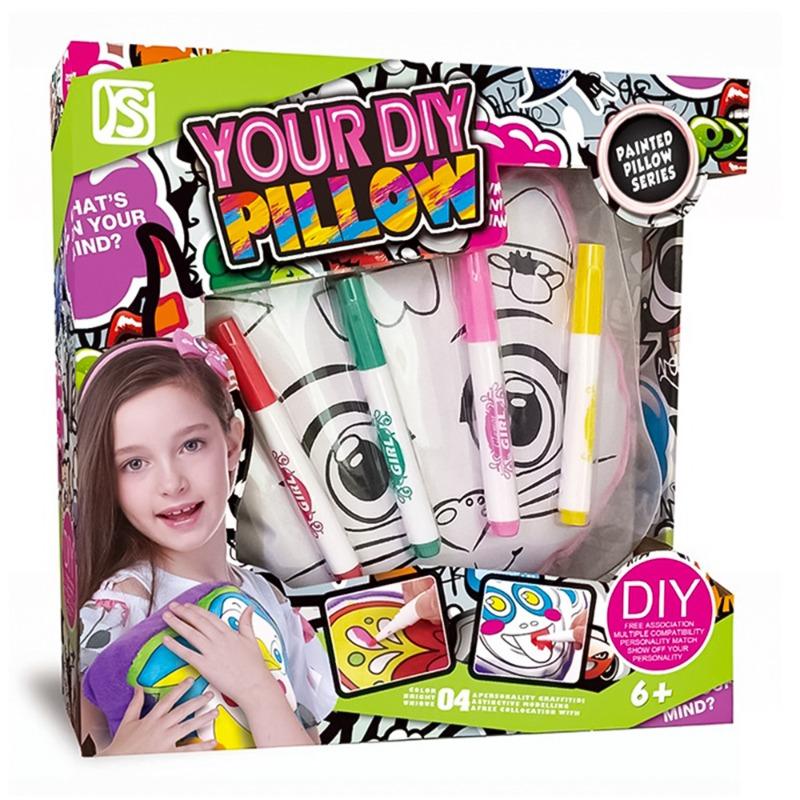 DIY Graffiti Coloring Cat Pillow